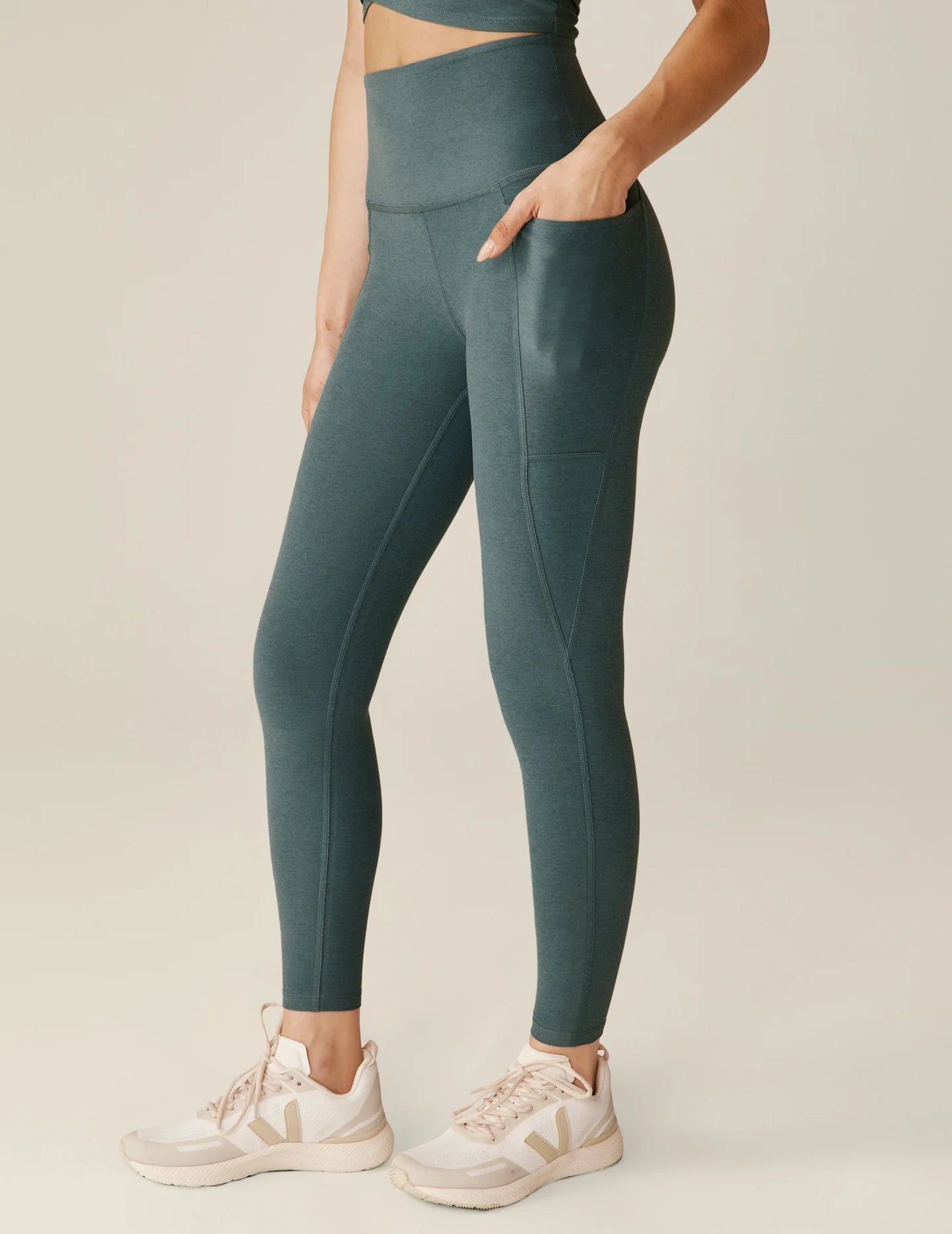 Beyond Yoga Out Of Pocket Midi Legging – The Alcove